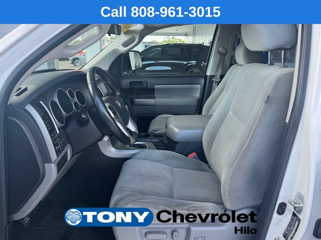Used 2016 Toyota Sequoia SR5 AWD/4WD image 10