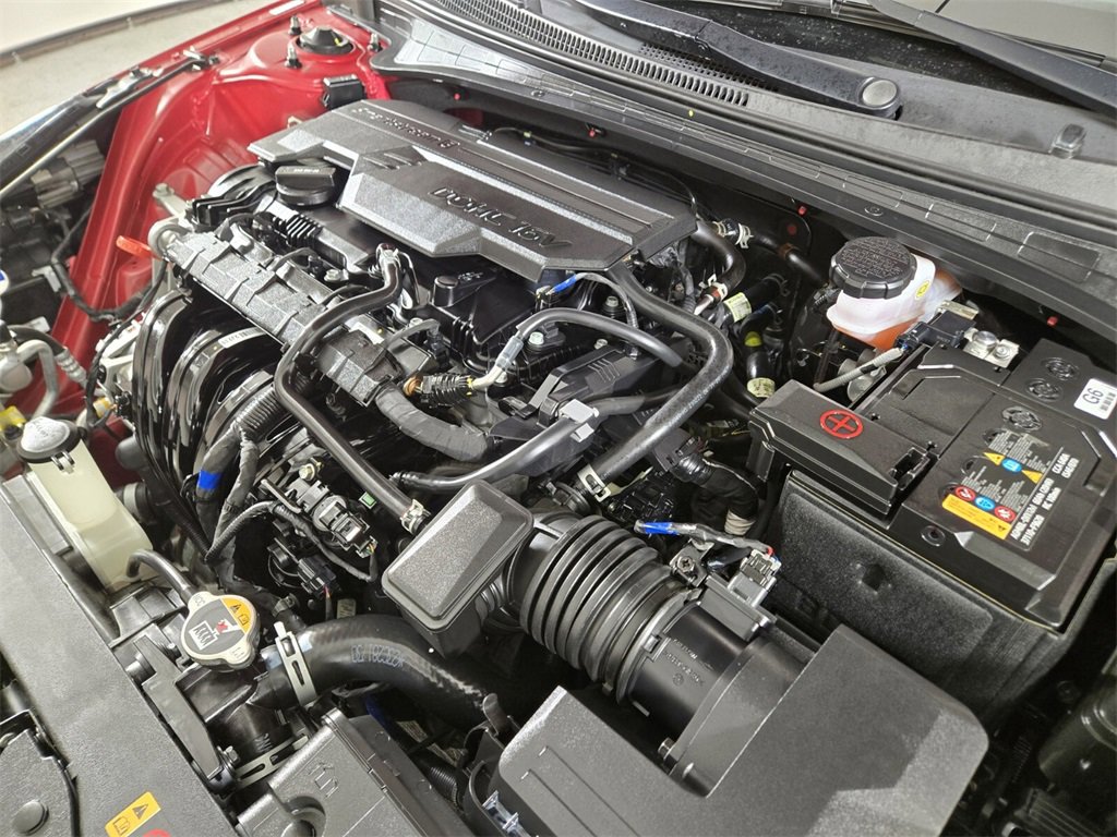 Used 2023 Hyundai Elantra Limited image 23