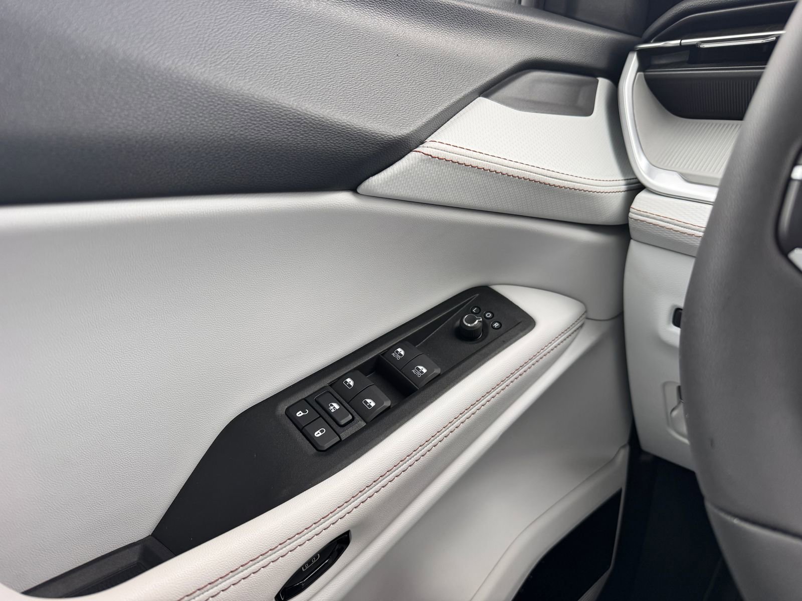 New 2026 Jeep Cherokee Limited image 13