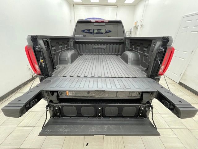 Certified 2024 GMC Sierra 1500 AT4 w/ Technology Package AWD/4WD image 16