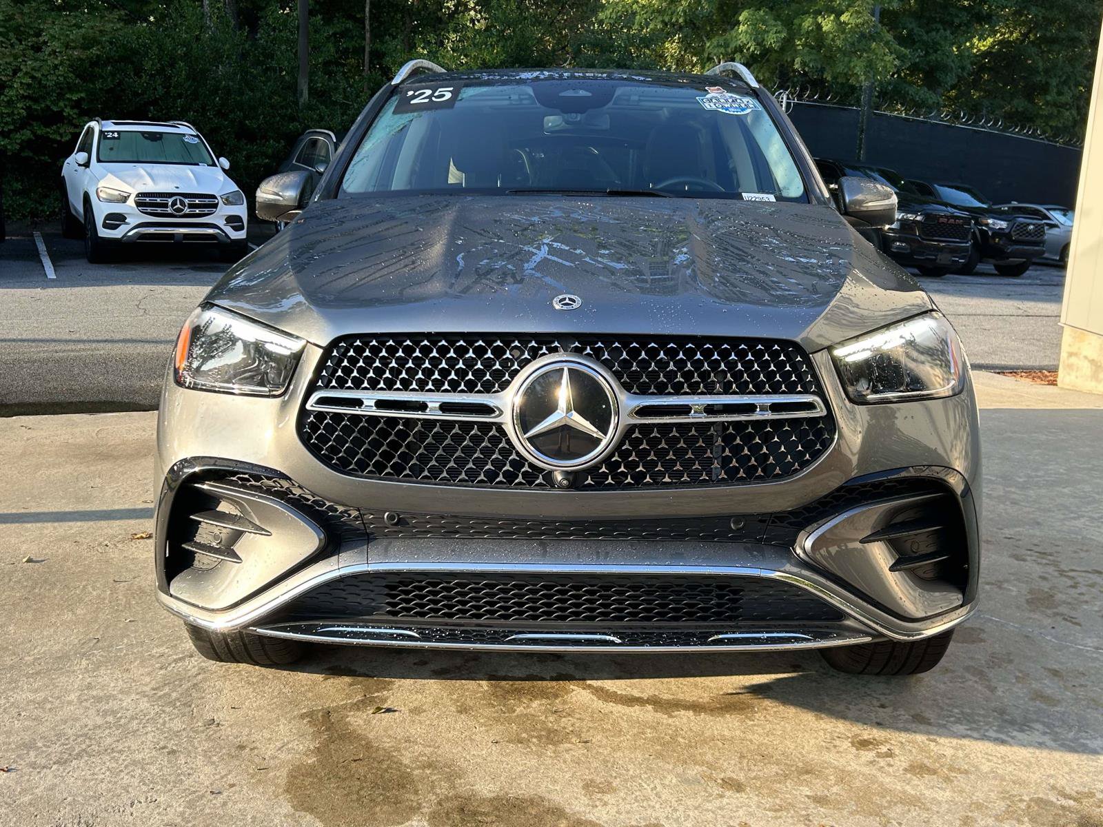 Certified 2025 Mercedes-Benz GLE 350 4MATIC image 3