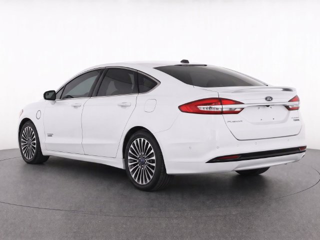 Used 2017 Ford Fusion Energi Platinum FWD image 4