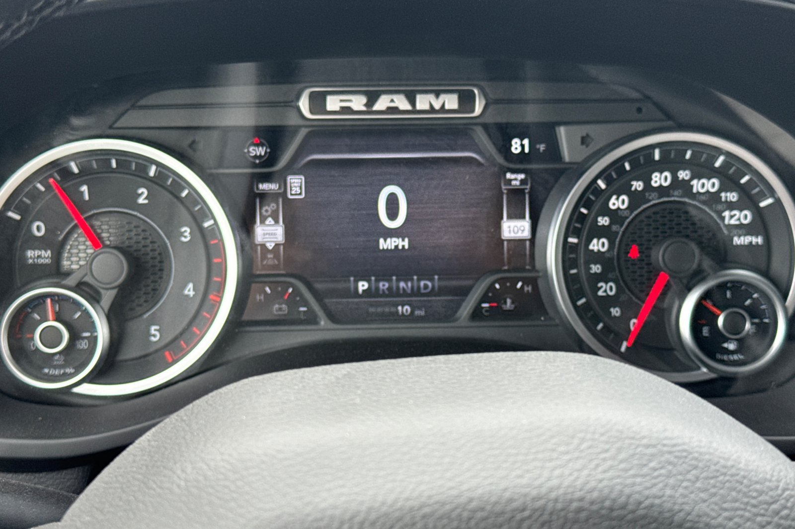 New 2027 RAM 3500 Big Horn AWD/4WD image 23