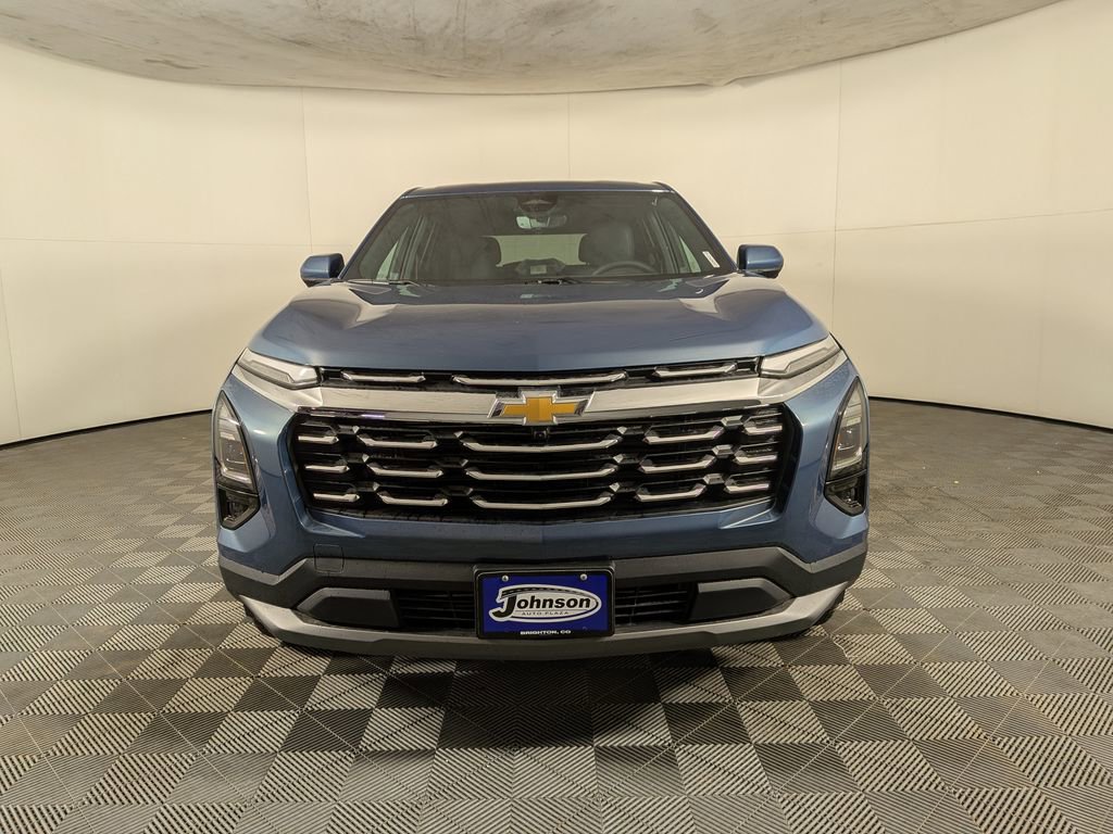 New 2026 Chevrolet Equinox LT AWD/4WD image 2
