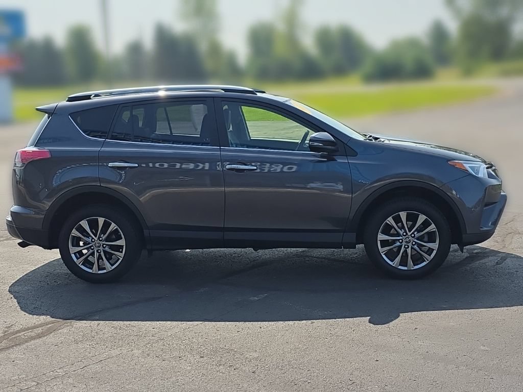 Used 2017 Toyota RAV4 Limited w/ Advanced Technology Package FWD image 7