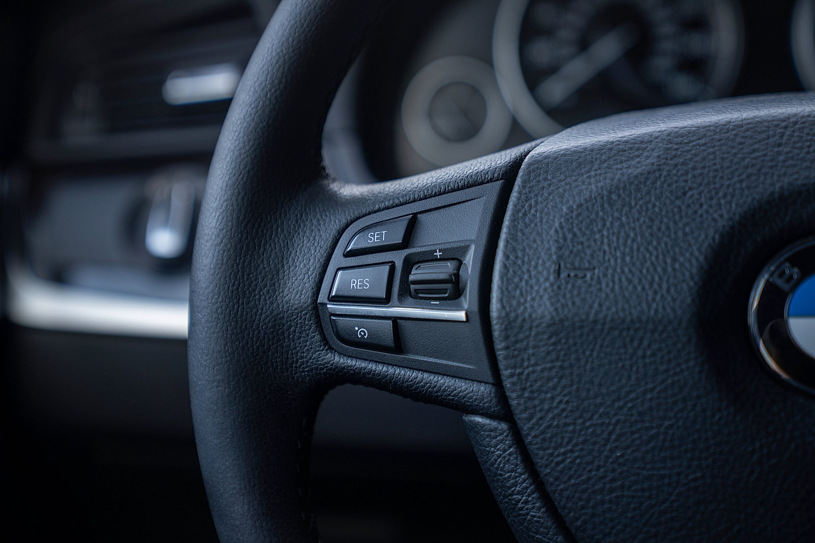 Used 2014 BMW 528i xDrive Sedan AWD/4WD image 7