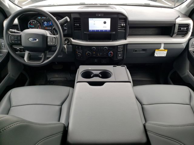 New 2026 Ford F350 XL w/ XL Chrome Package AWD/4WD image 8