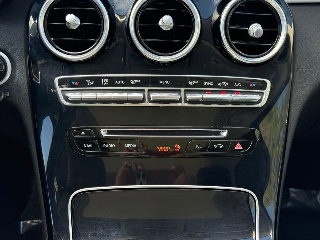 Used 2016 Mercedes-Benz C 300 4MATIC Sedan image 14