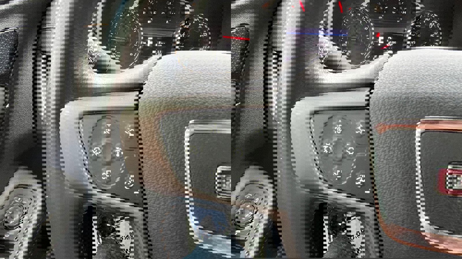 Used 2022 GMC Terrain AT4 w/ Infotainment Package II AWD/4WD image 14