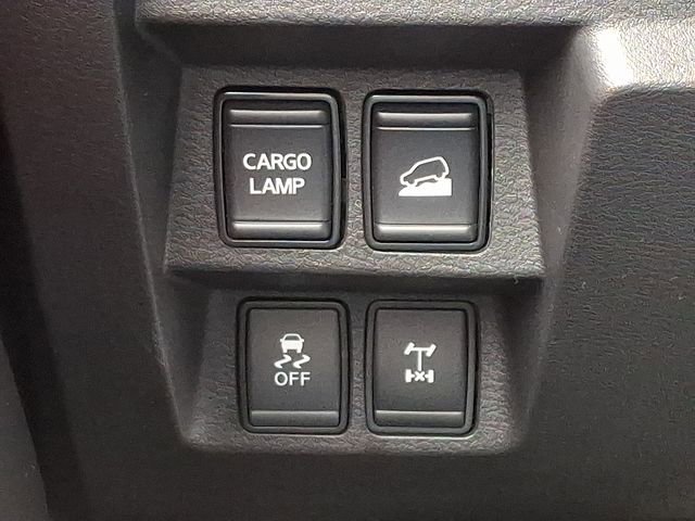 Used 2024 Nissan Frontier PRO-4X w/ Off-Road Protection Package image 25