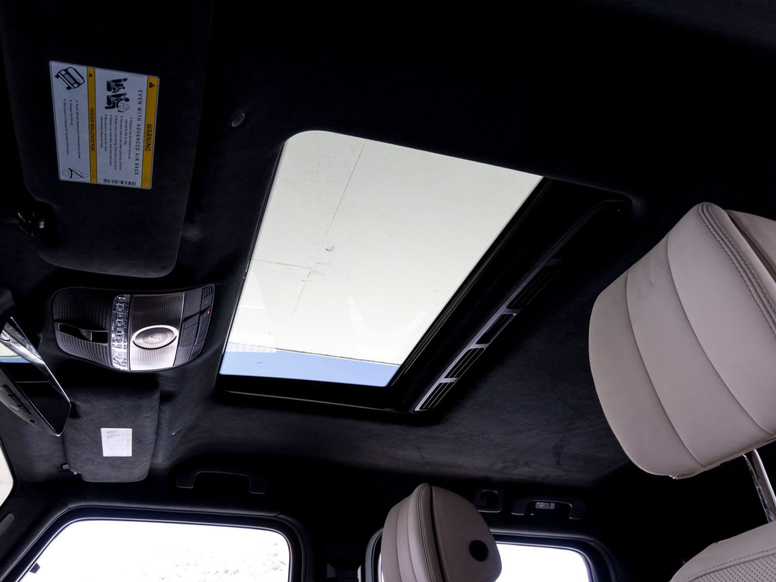 Used 2024 Mercedes-Benz G 550 image 13