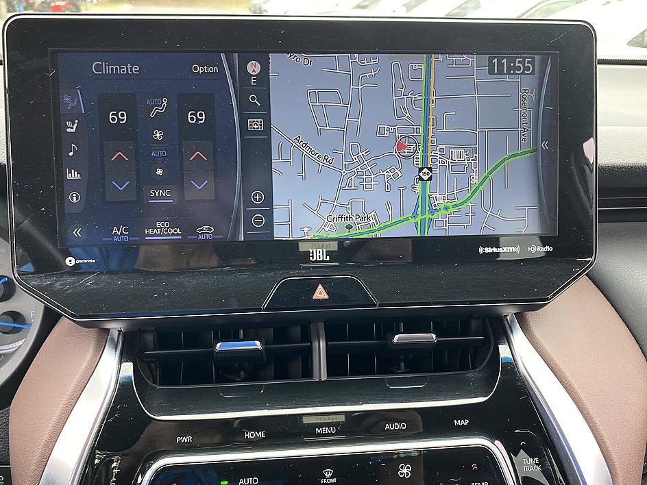 Certified 2021 Toyota Venza Limited image 13