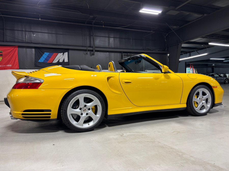 Used 2004 Porsche 911 Turbo AWD/4WD image 2