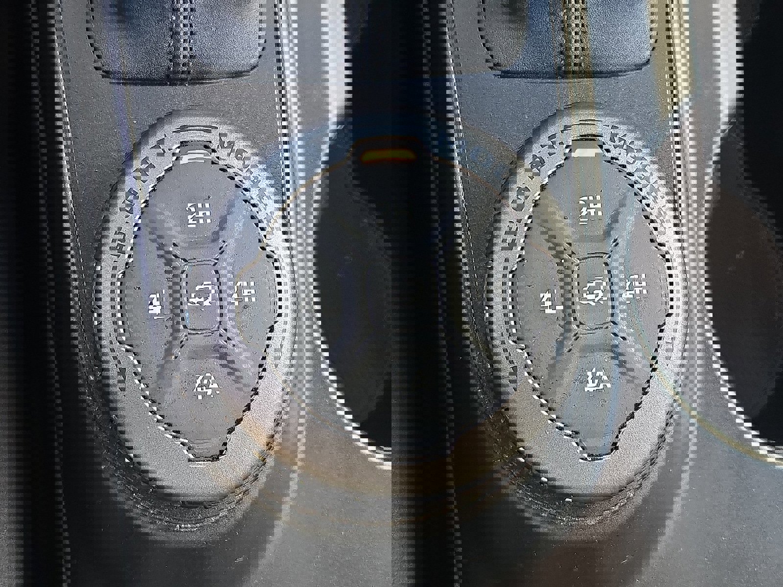 Used 2022 Ford Bronco Badlands image 25