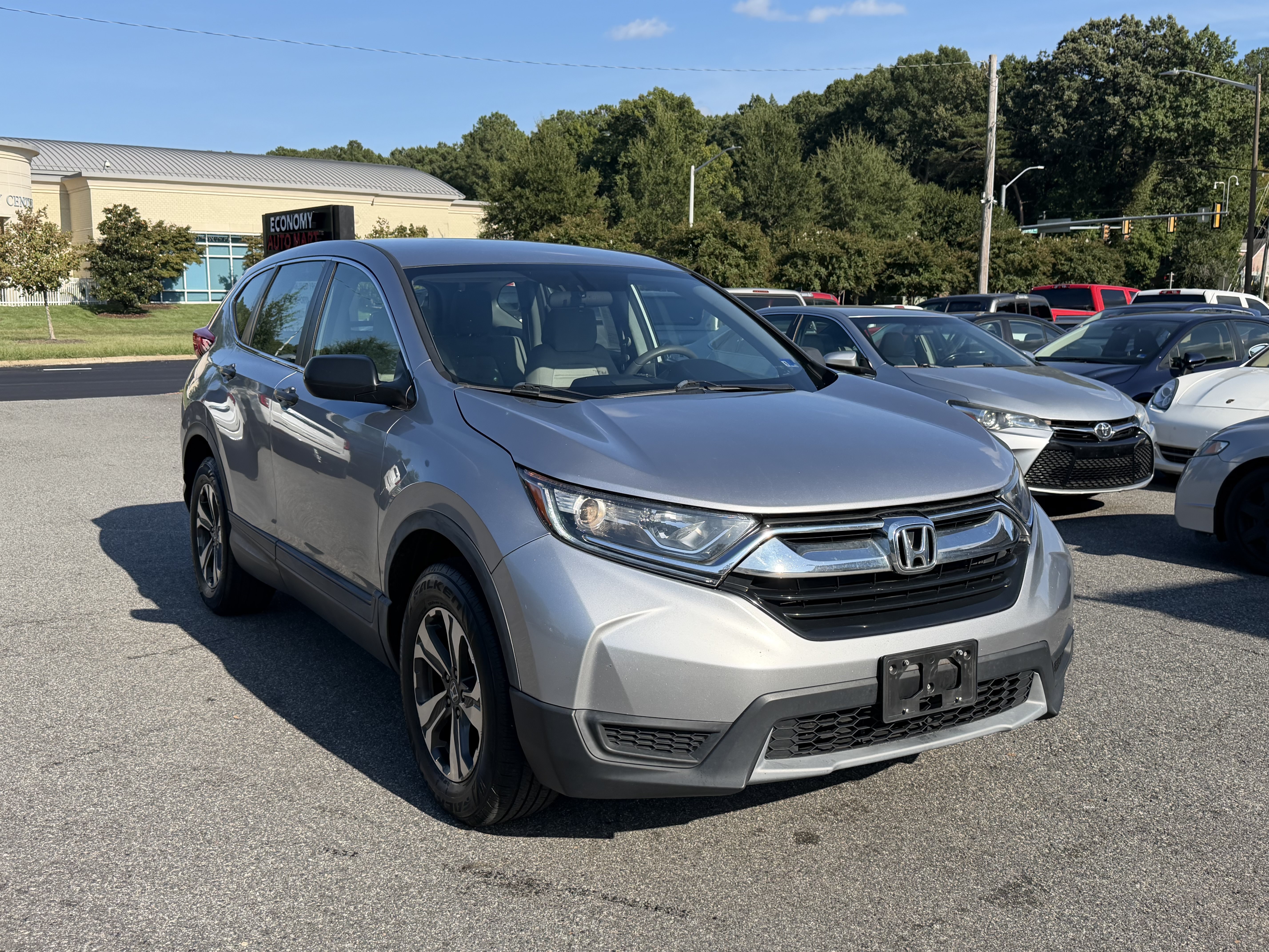 Used 2018 Honda CR-V LX image 4