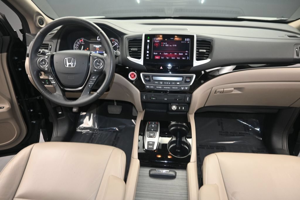 Used 2016 Honda Pilot Touring image 15
