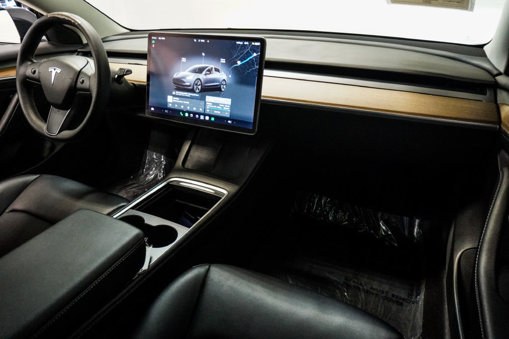Used 2022 Tesla Model 3 Standard Range RWD image 10