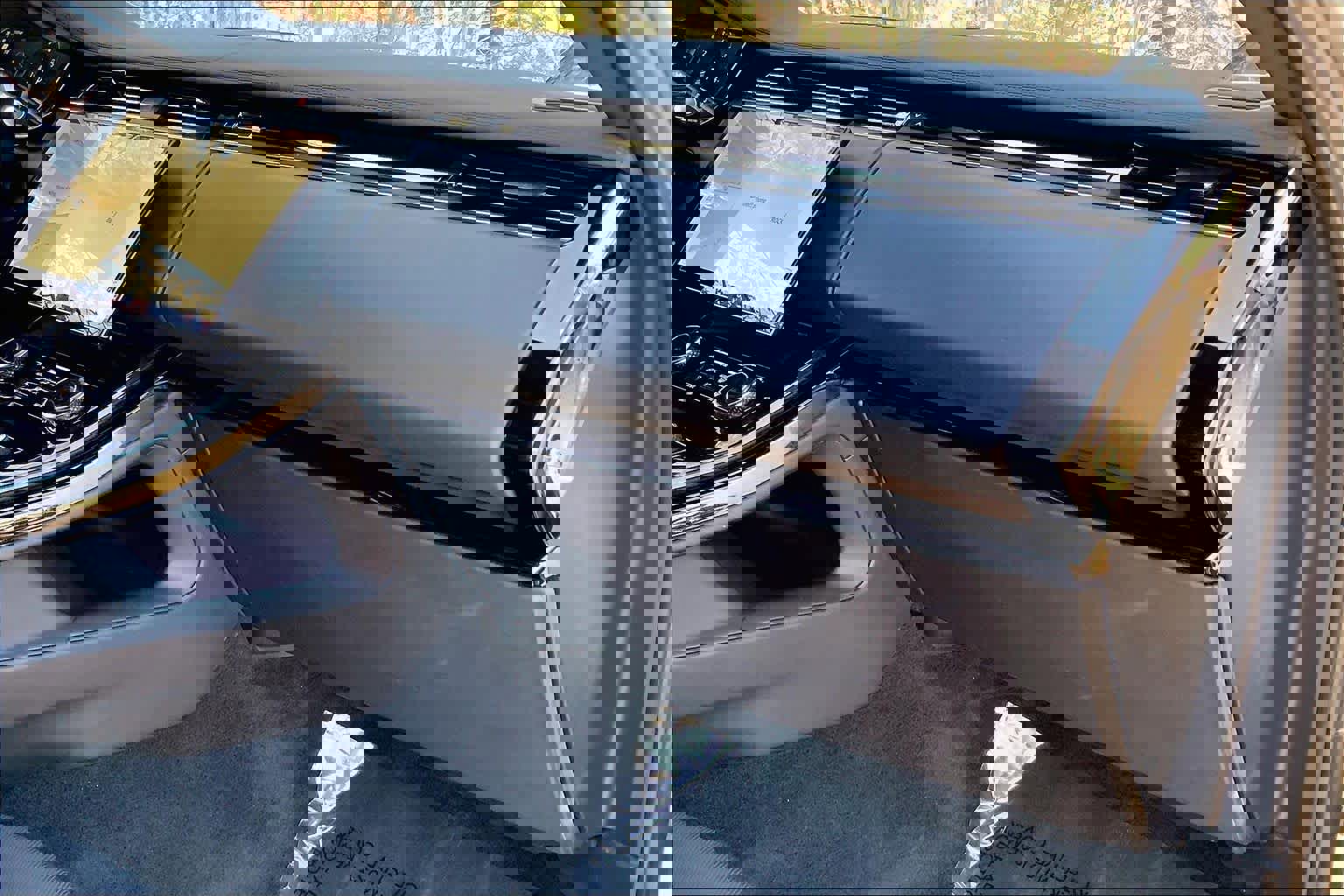 Used 2023 Land Rover Range Rover Sport SE image 18