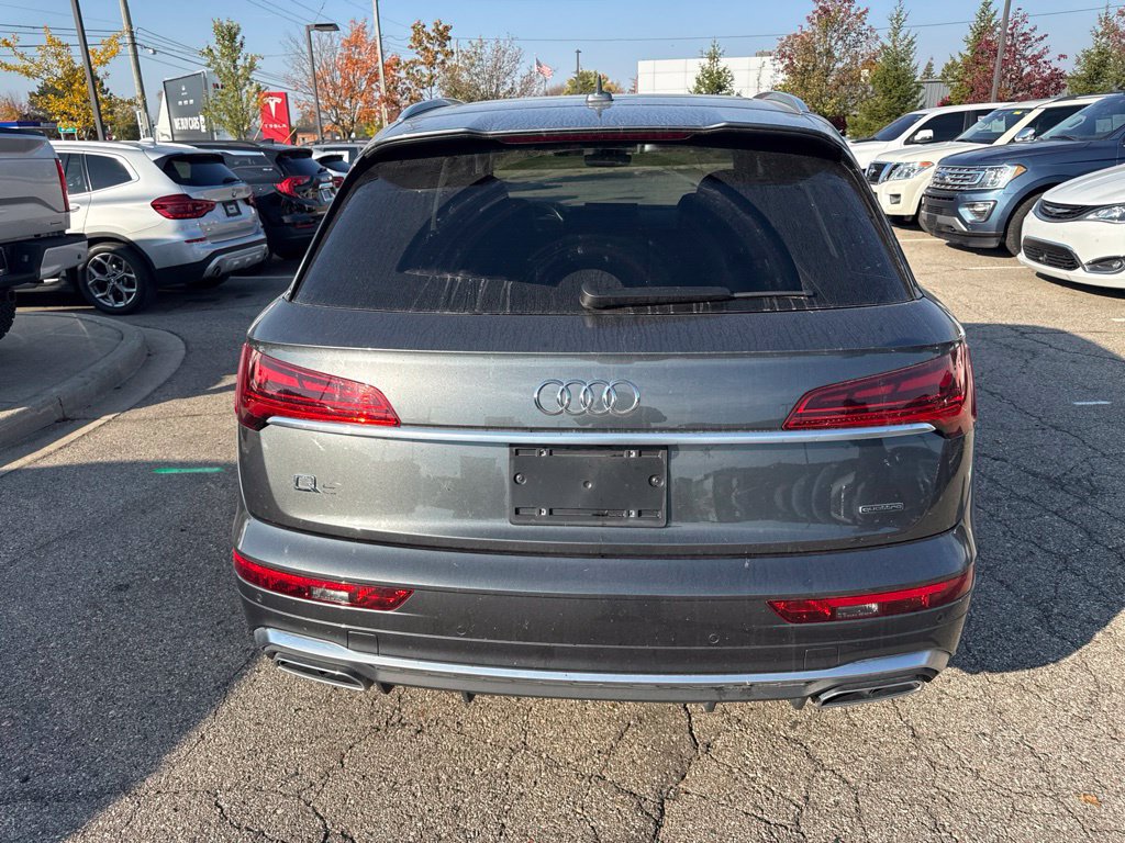 Used 2024 Audi Q5 e Premium w/ Convenience Package AWD/4WD image 6