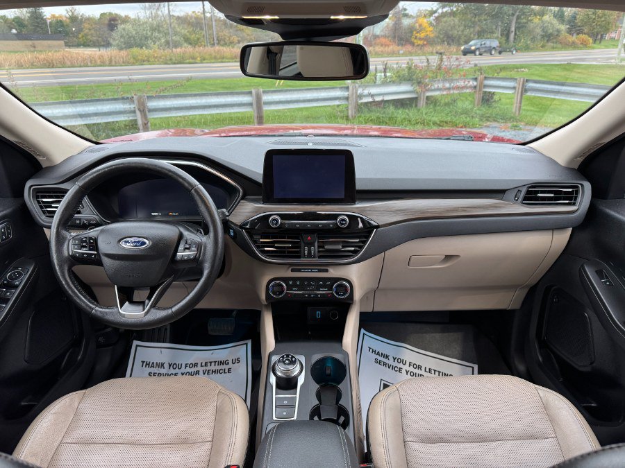 Used 2020 Ford Escape Titanium AWD/4WD image 21