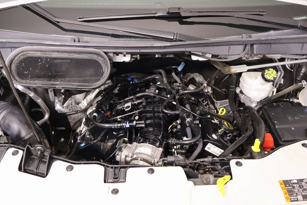 Used 2023 Ford Transit 350 XLT image 18