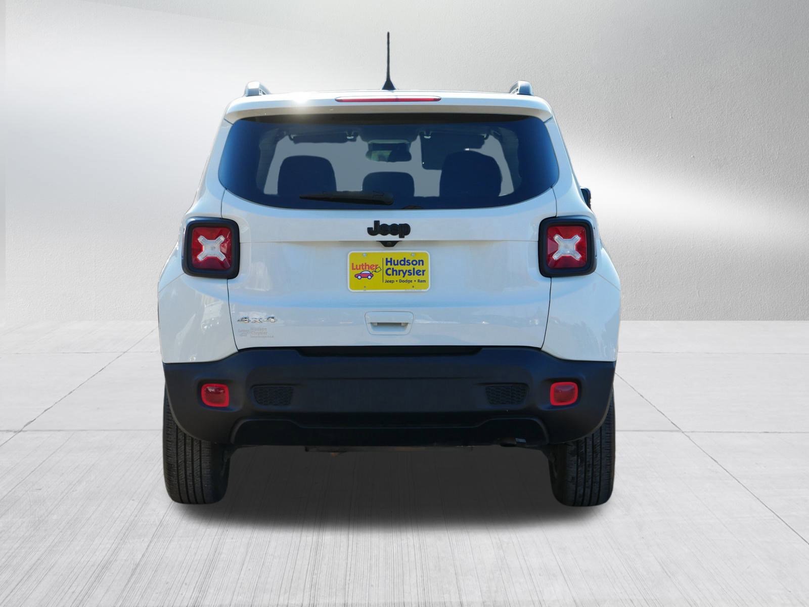 Used 2023 Jeep Renegade Latitude image 6