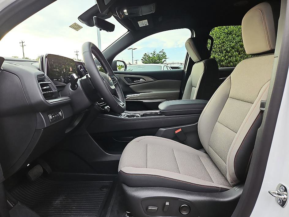 New 2026 Chevrolet Traverse LT AWD/4WD image 9