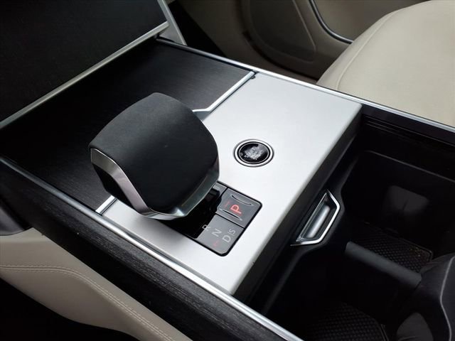 Used 2024 Land Rover Range Rover SE AWD/4WD image 20