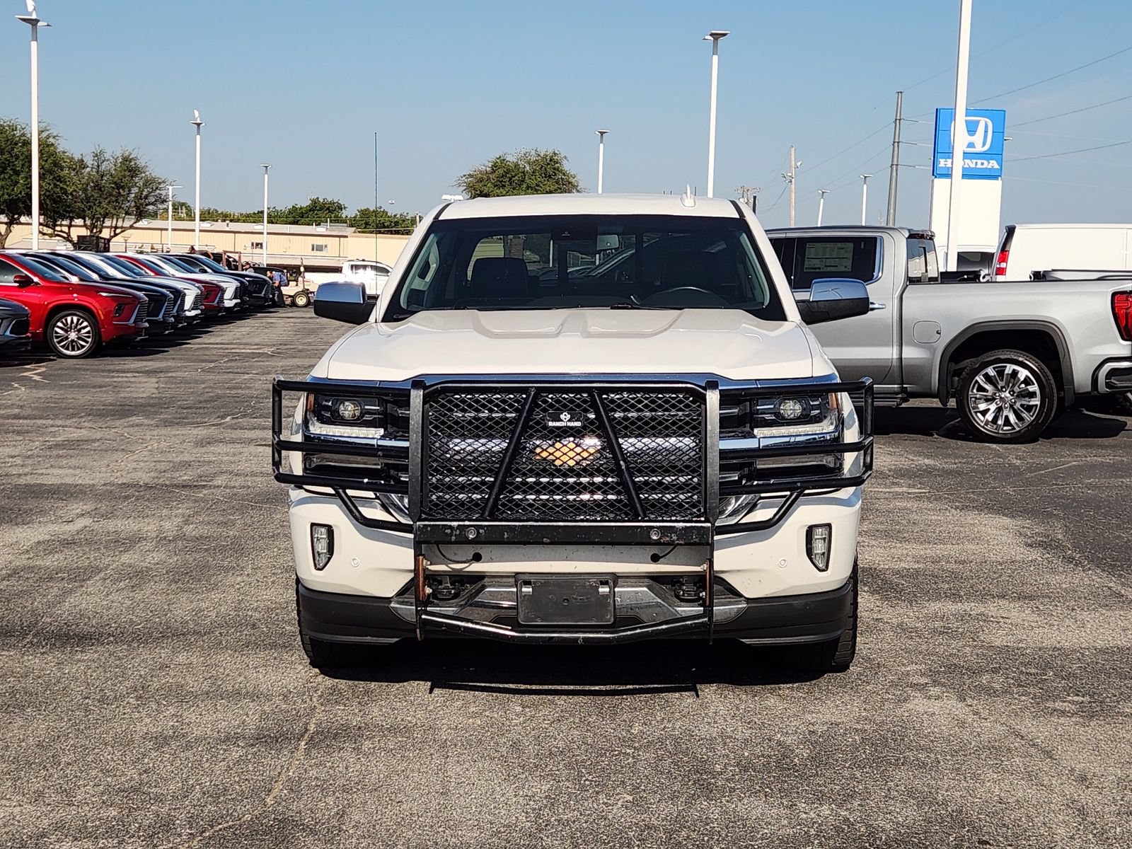 Used 2017 Chevrolet Silverado 1500 High Country AWD/4WD image 6