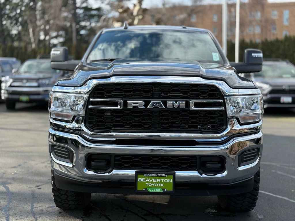 Used 2024 RAM 3500 Tradesman w/ Chrome Appearance Group image 8