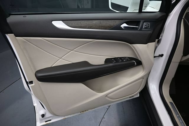 Used 2019 Lincoln MKC Reserve w/ MKC Technology Package AWD/4WD image 14