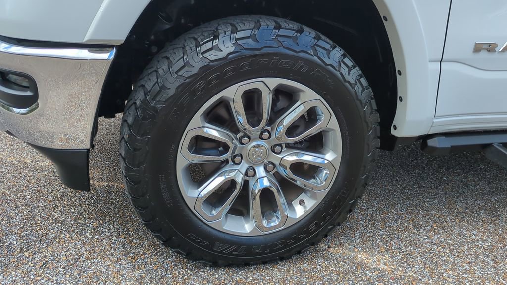 Used 2022 RAM 1500 Laramie image 10