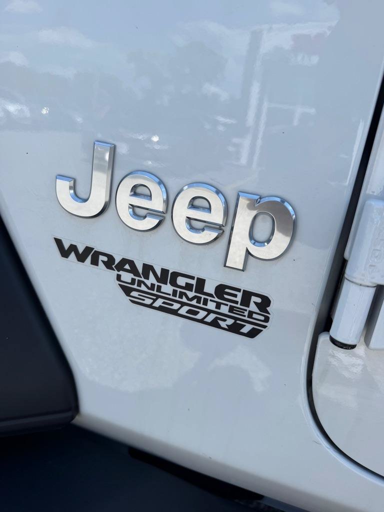 Used 2018 Jeep Wrangler Unlimited Sport S AWD/4WD image 26