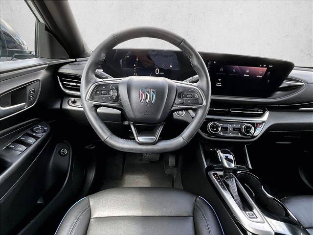 Used 2025 Buick Envista Sport Touring w/ Convenience I Package FWD image 7