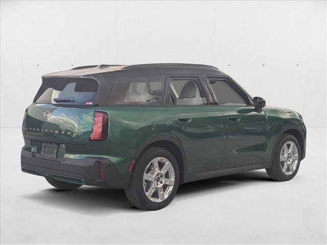 Used 2025 MINI Cooper Countryman SE image 2