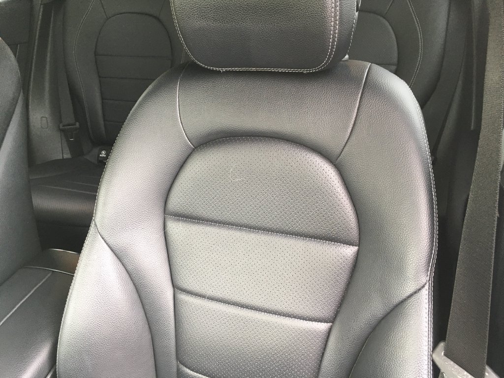 Used 2021 Mercedes-Benz GLC 300 4MATIC image 21