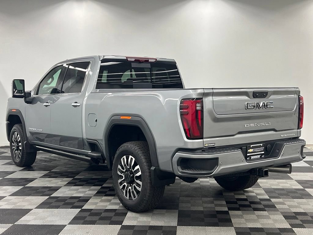 Used 2026 GMC Sierra 2500 Denali Ultimate w/ LPO, GMC Protection Package AWD/4WD image 5