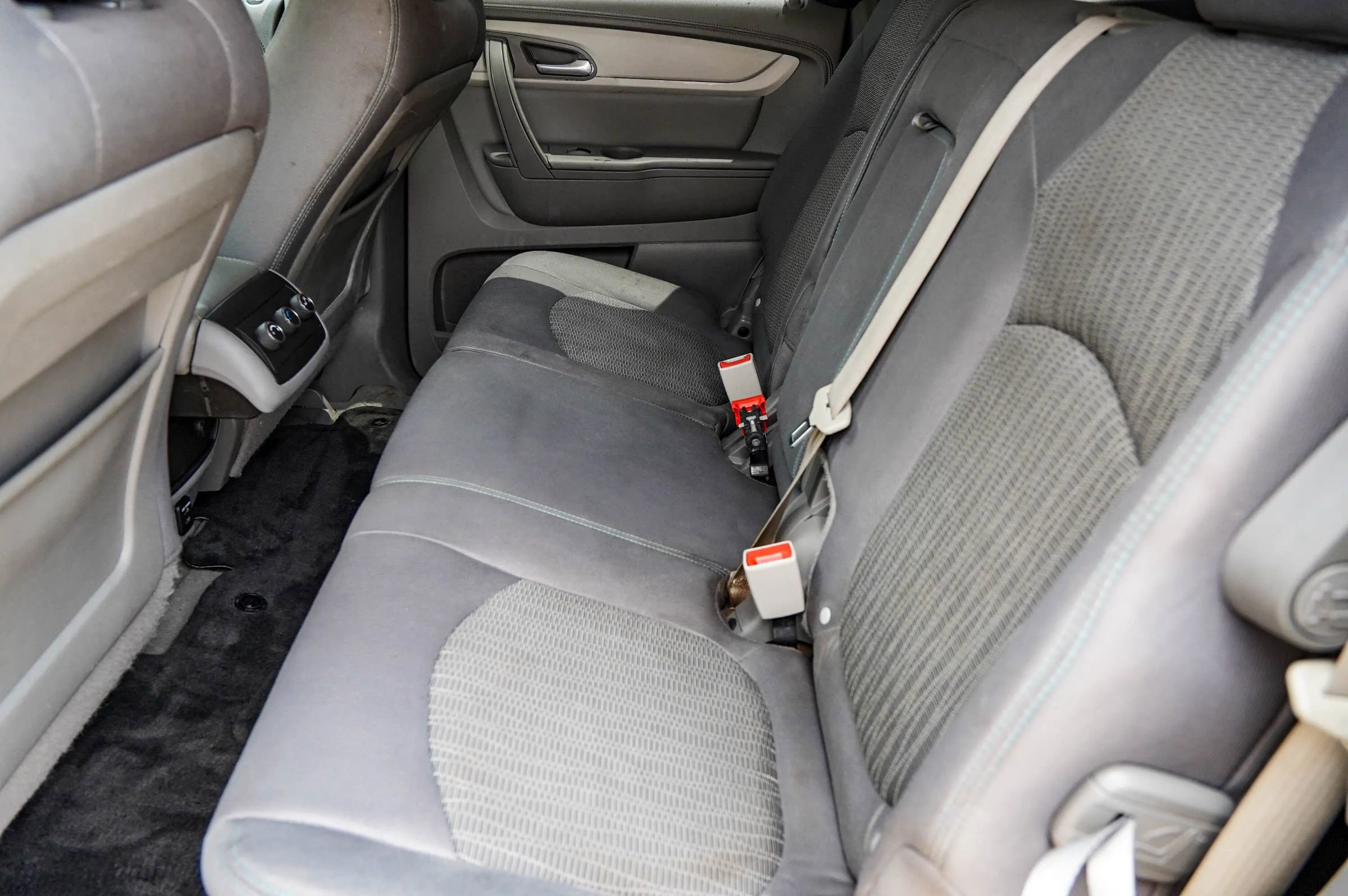 Used 2016 Chevrolet Traverse LS AWD/4WD image 40