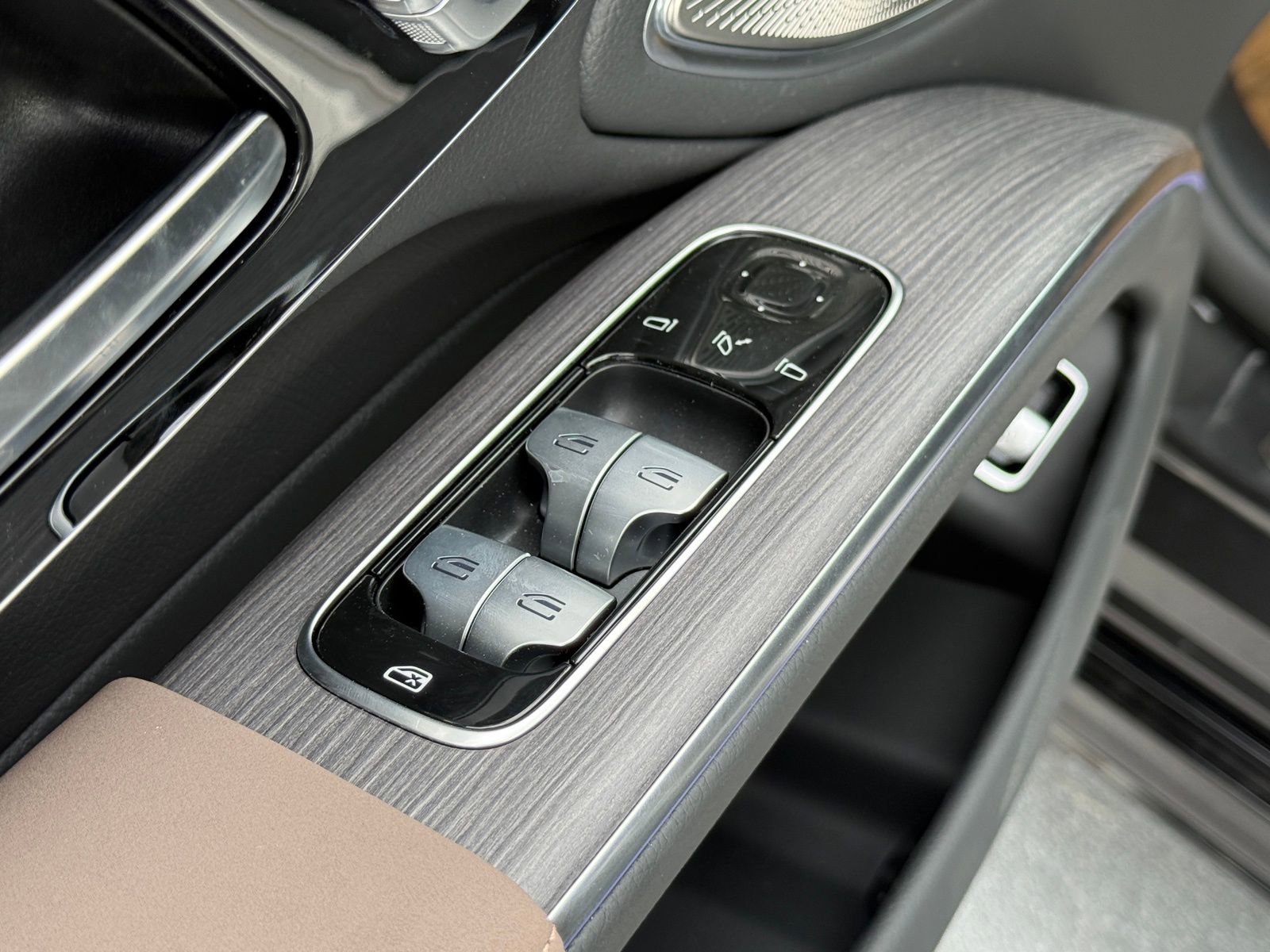 New 2026 Mercedes-Benz EQS 580 4MATIC Sedan image 17