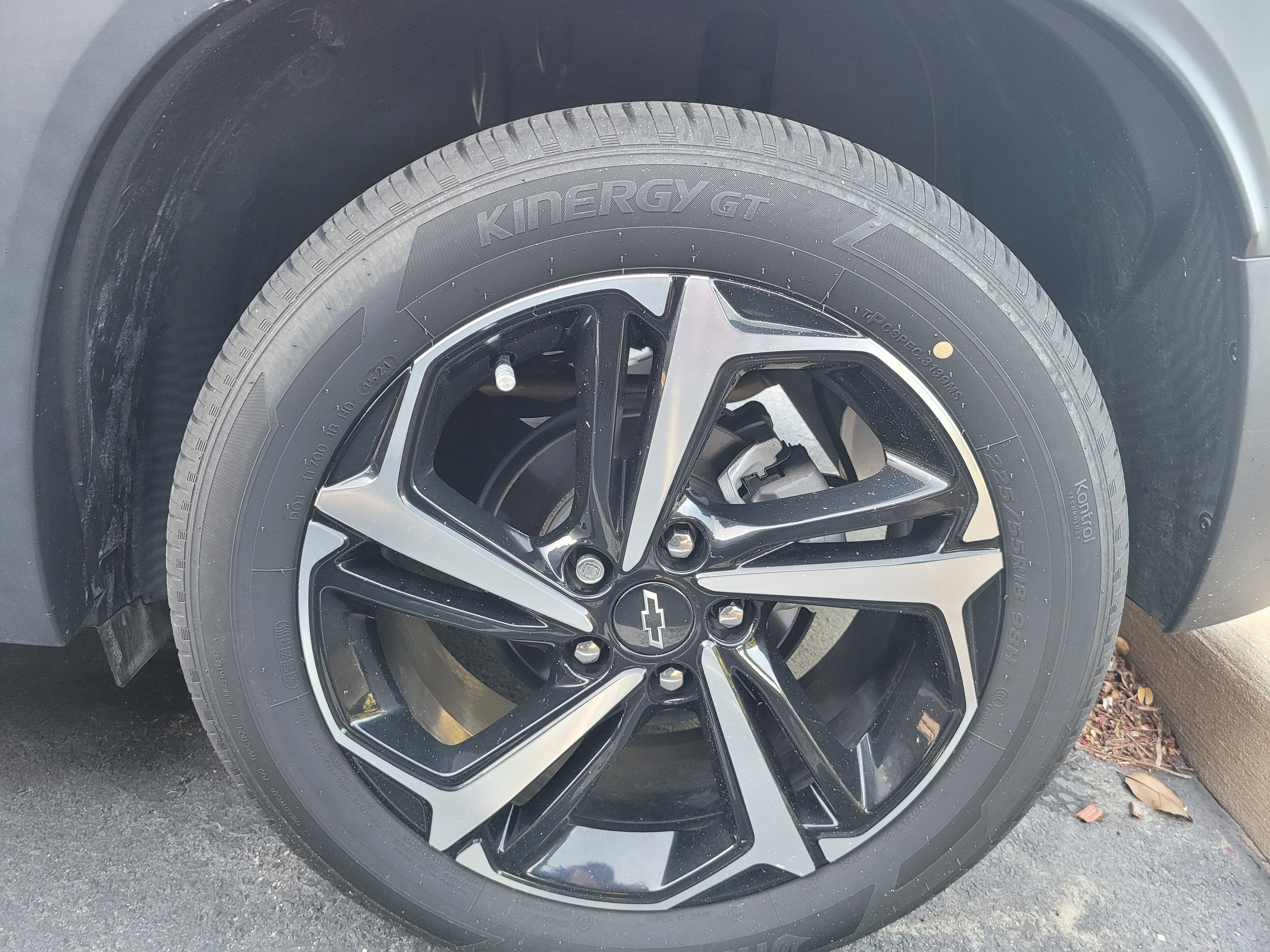 Used 2022 Chevrolet TrailBlazer RS w/ Technology Package FWD image 8
