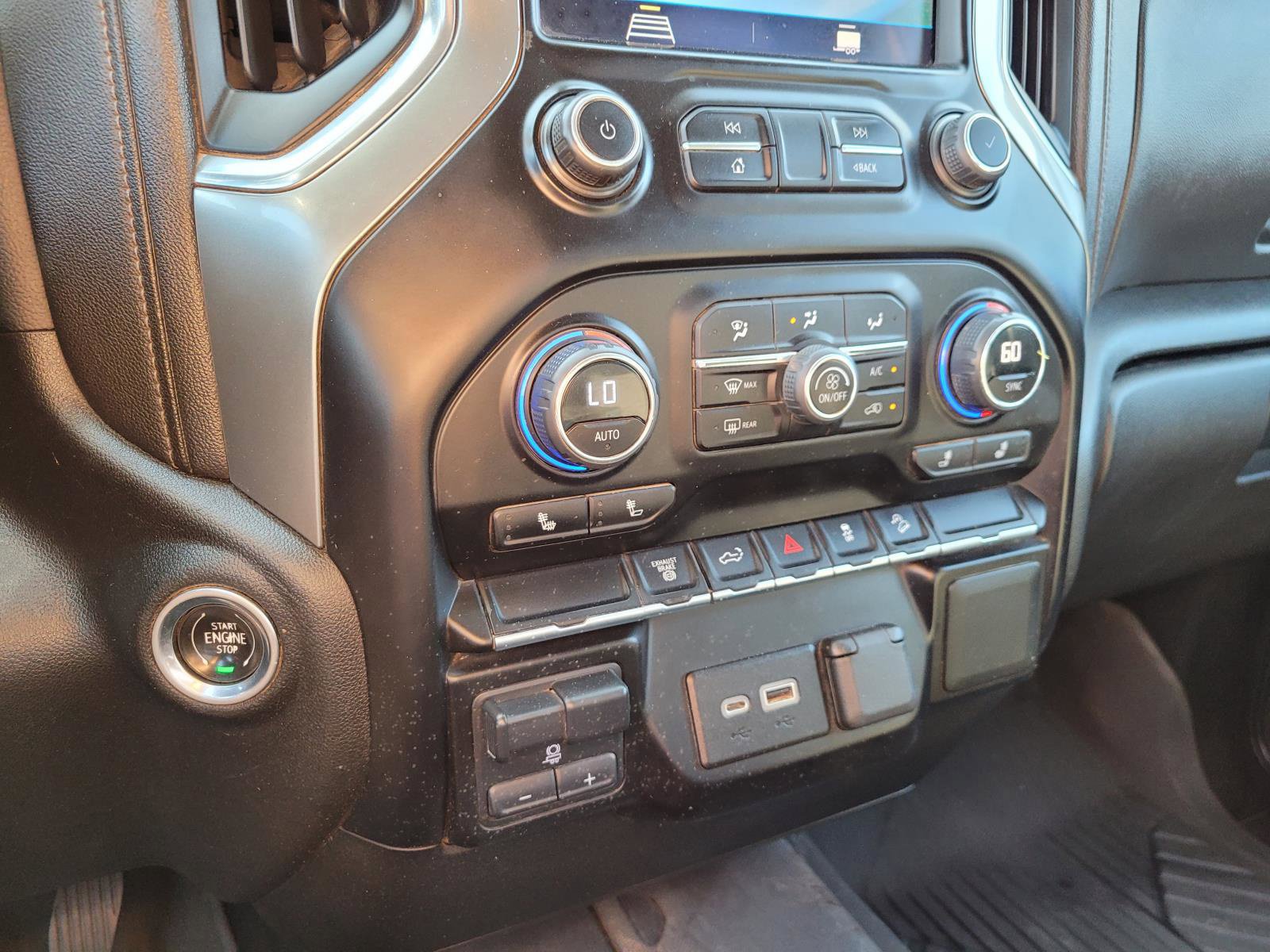 Used 2023 Chevrolet Silverado 2500 LT w/ Convenience Package AWD/4WD image 26