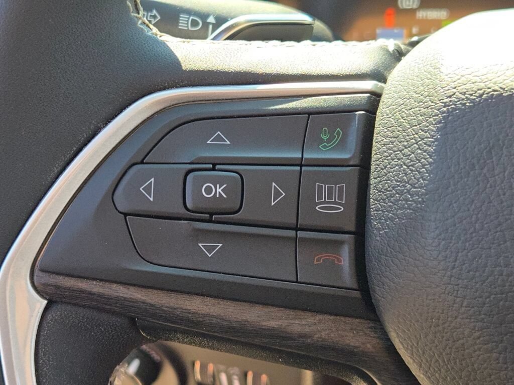 Certified 2022 Jeep Grand Cherokee Limited 4xe AWD/4WD image 30