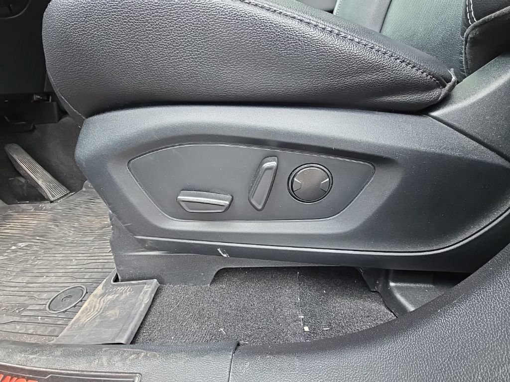 Used 2023 Ford Explorer ST w/ Equipment Group 401A AWD/4WD image 12