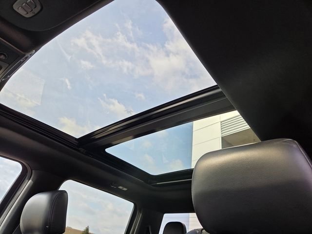 Used 2019 Ford F150 Raptor w/ Equipment Group 802A Luxury AWD/4WD image 9