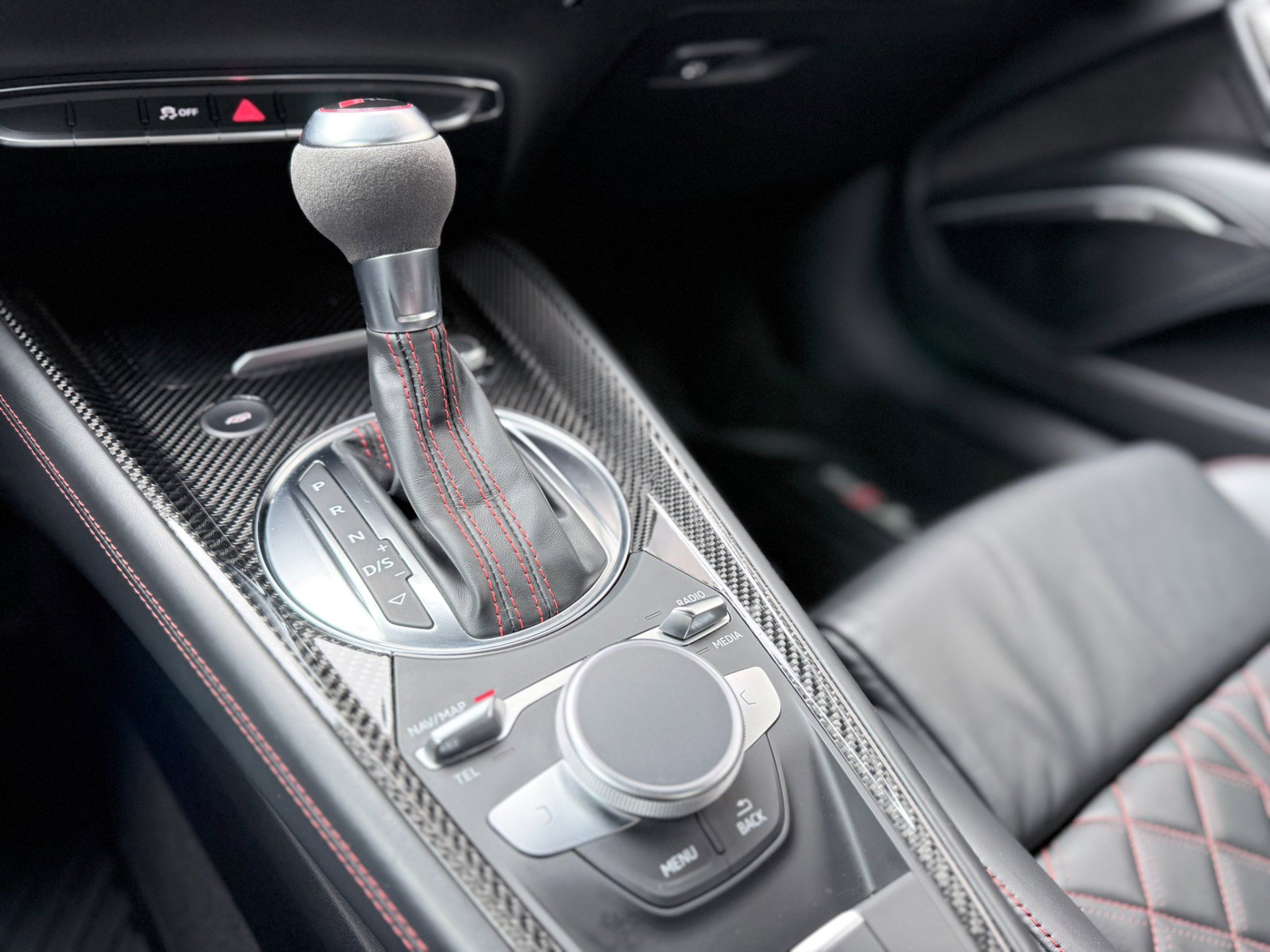Used 2018 Audi TT RS w/ Dynamic Plus Package AWD/4WD image 15
