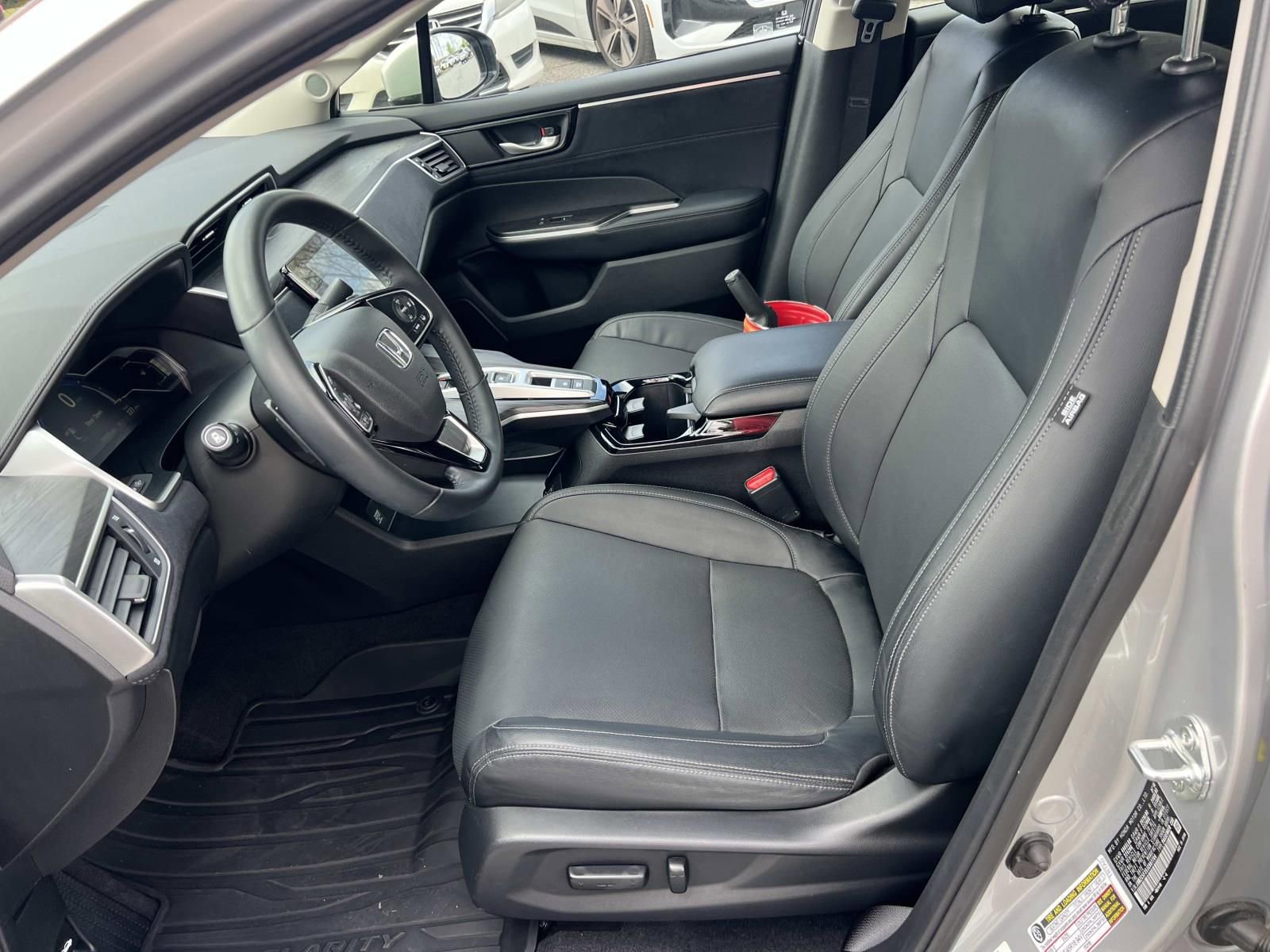 Used 2018 Honda Clarity Touring image 9