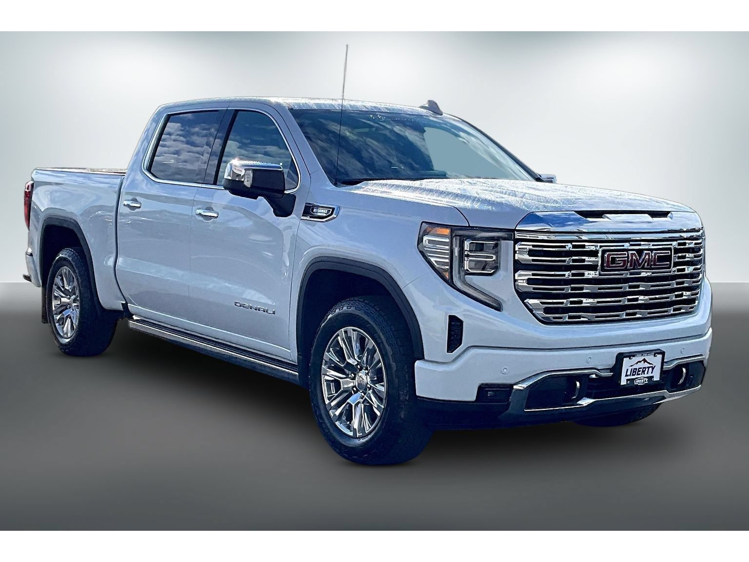 New 2026 GMC Sierra 1500 Denali w/ Technology Package AWD/4WD image 2