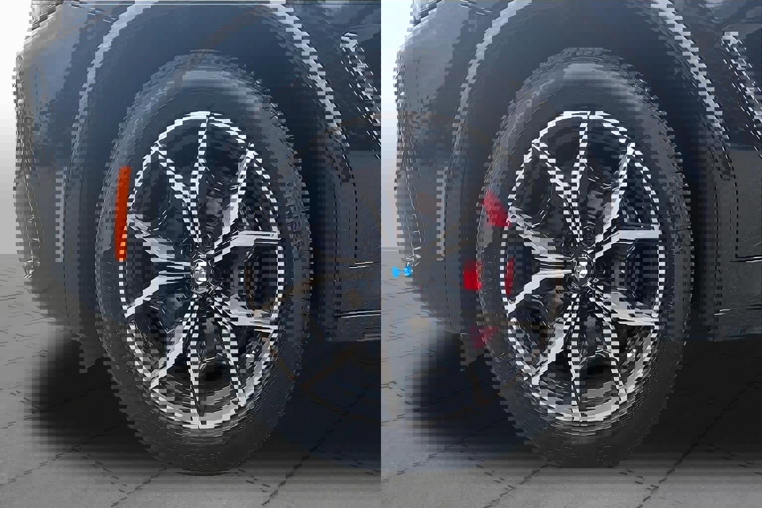 Used 2023 BMW X3 M40i w/ Shadowloine Package image 10