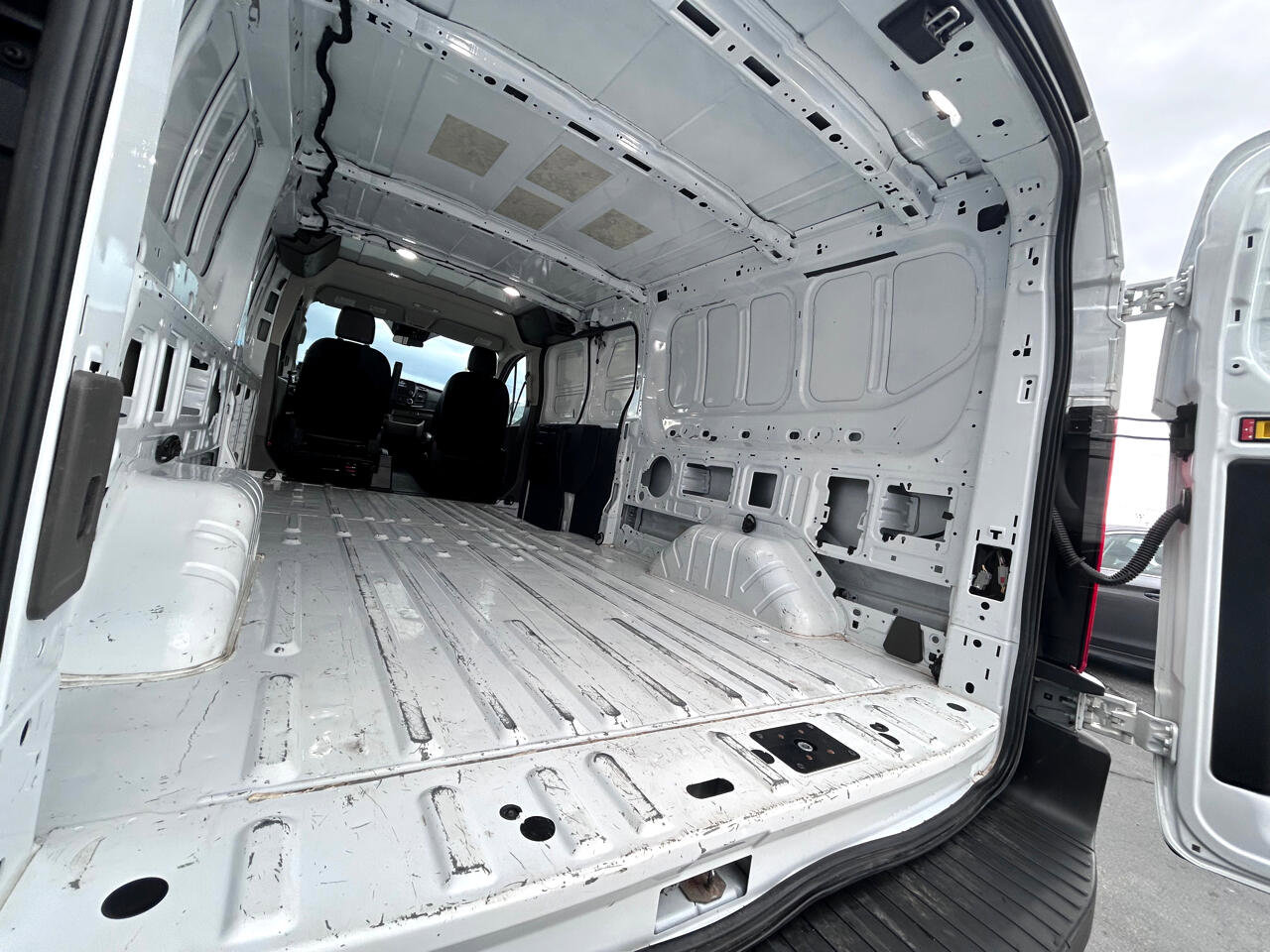 Used 2020 Ford Transit 250 Low Roof image 10
