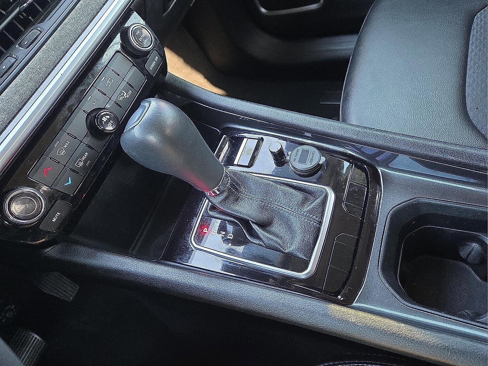 Used 2022 Jeep Compass Latitude image 25